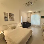 Lamapulia Pensión 4*