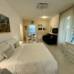 Lamapulia Pensión 4*