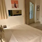 Lamapulia 4*