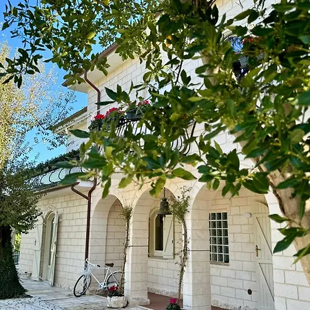 ゲストハウス Lamapulia