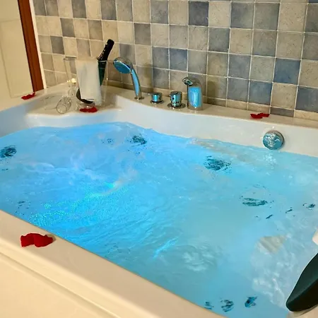 Lamapulia Pensionat 4*